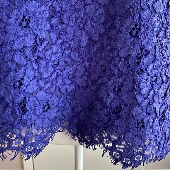 Saks Fifth Avenue Bluish Purple Lace Top | Low Back, Fully Lined | Size M - Picture 2 of 8